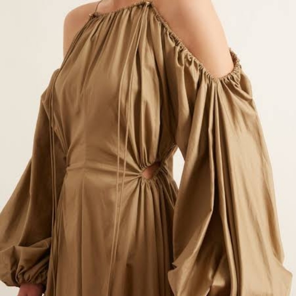 camilla & marc Dresses & Skirts - Camilla and Mark Parker Midi Dress Size 8